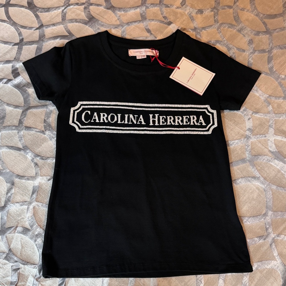 Carolina Herrera Black Logo Short Sleeve Tee